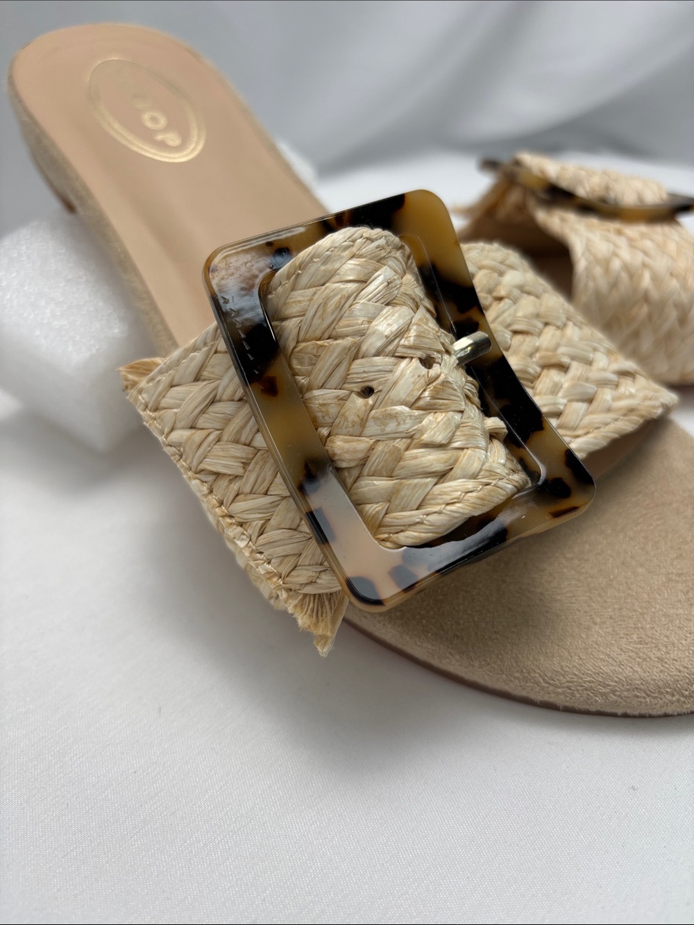 Scoop Women’s 8 Woven Raffia Slide Sandals with Tortoise Buckle - Natural - Picture 8 of 13